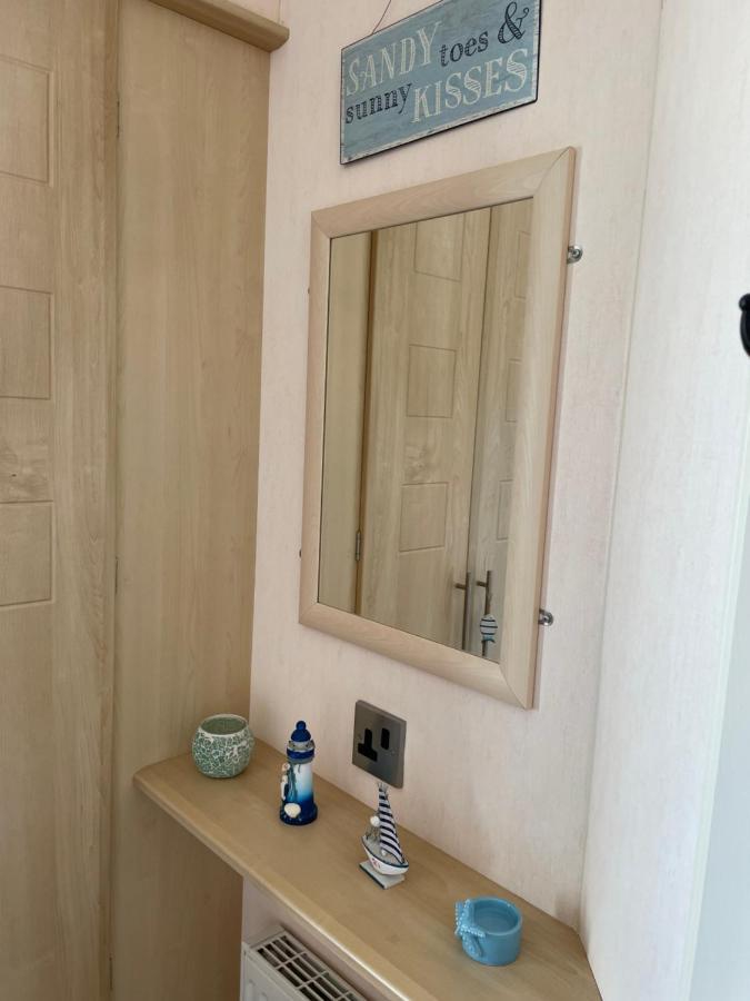 Konies Place Golden Anchor Free Wifi Bedding Included Chapel Saint Leonards Εξωτερικό φωτογραφία